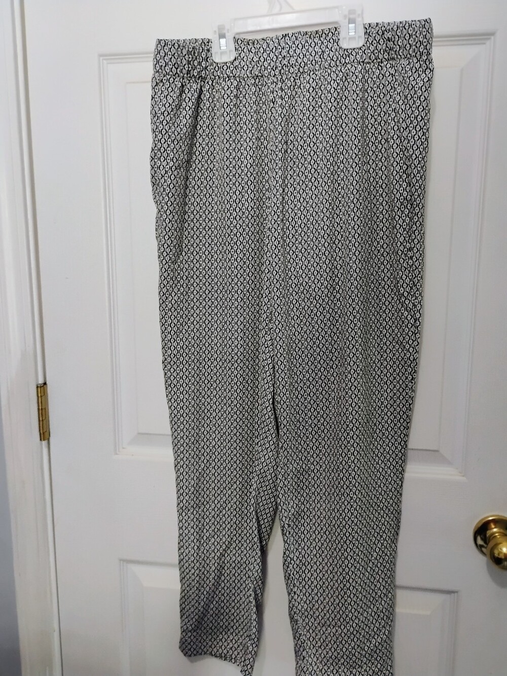 H&M Black and White Geometric Pull-On Trousers
